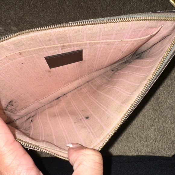 Louis Vuitton wallet - Picture 5 of 8